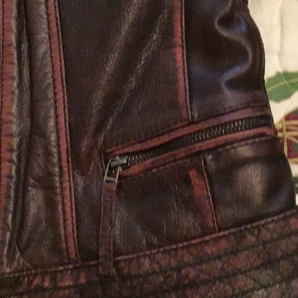 Jacket - Picture 3 of 4